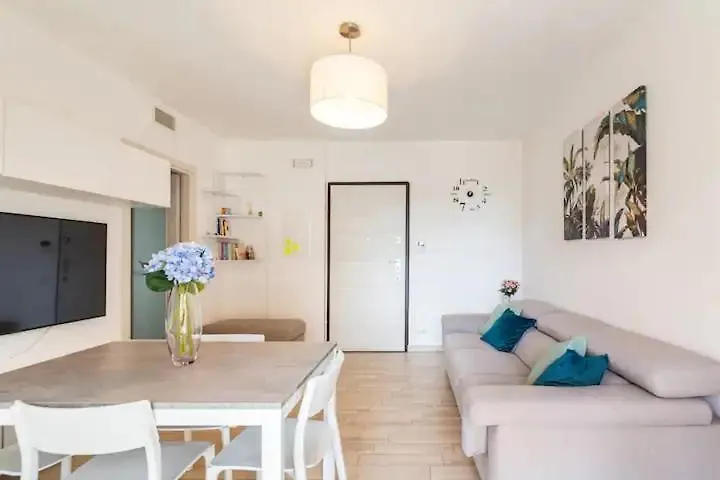 Emme Apartment Cagliari 0*,